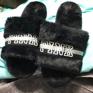 Black glitter VS PINK slippers